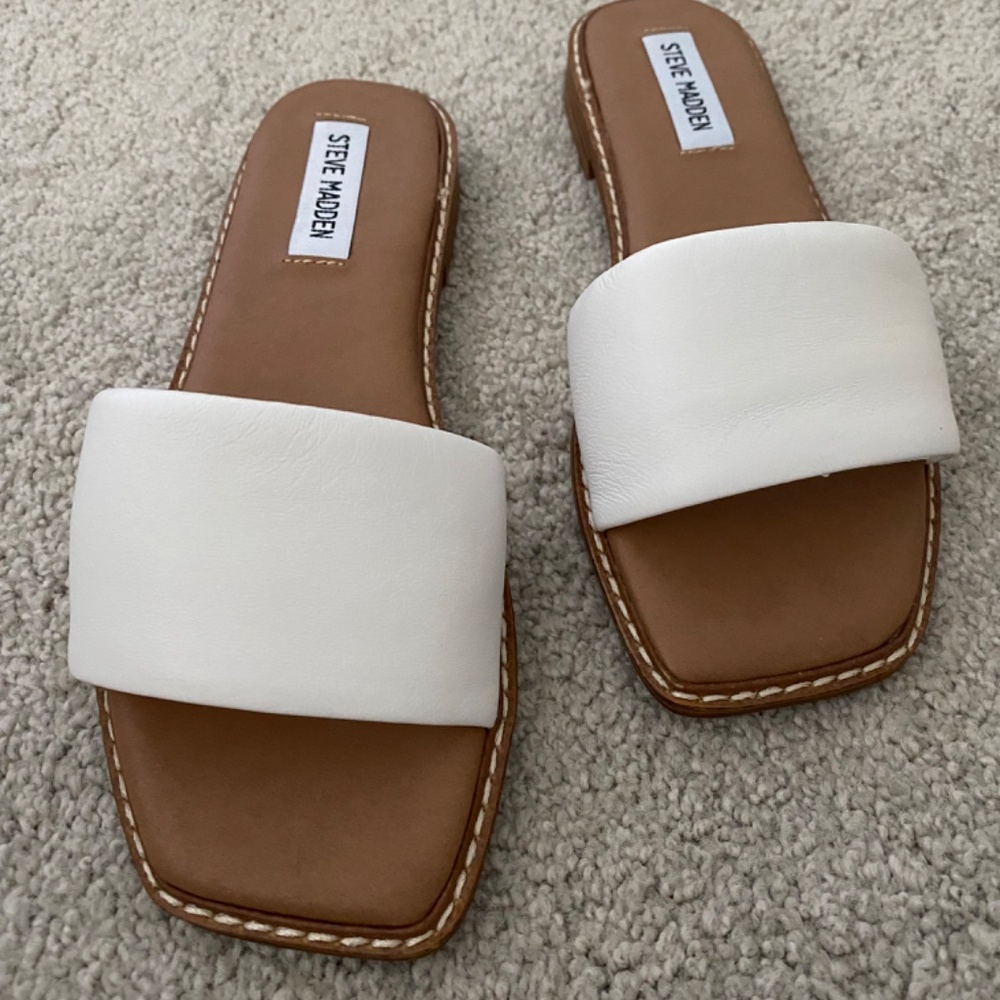 Steve Madden Sandra White Slide Size 6M